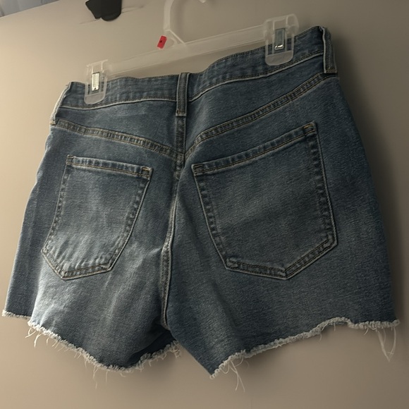 Old Navy Jeans - Picture 2 of 7